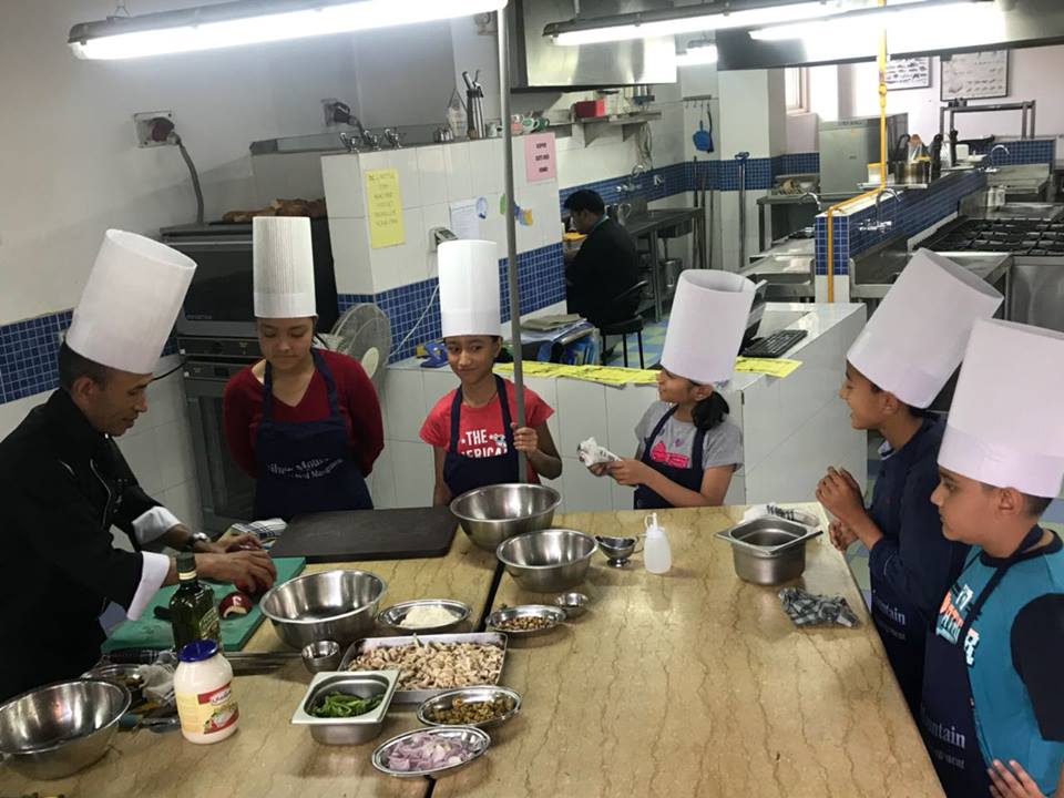 Some beautiful moments to share from the first batch of summer Kids Cooking Class 2018.
